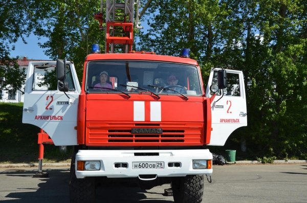 Выставка пожарной техники
